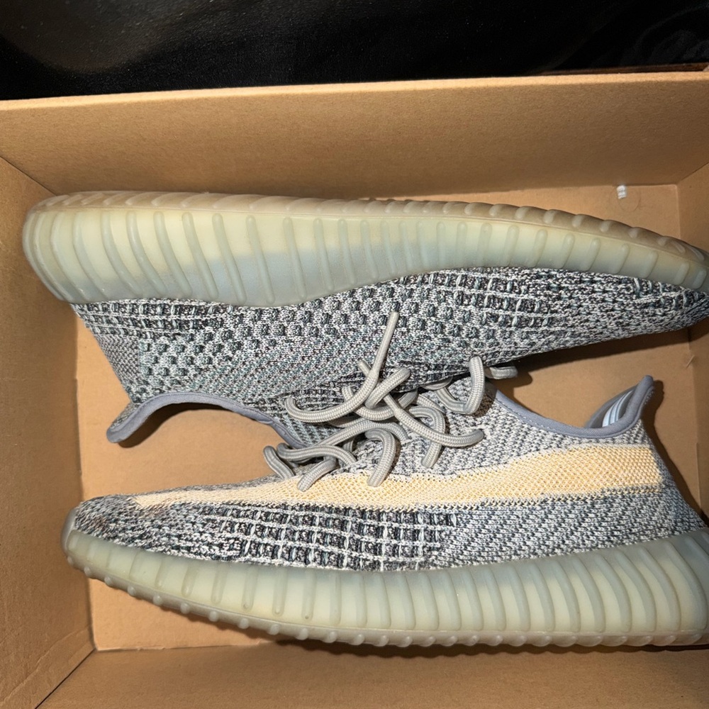 Adidas Yeezy Boost 350 V2 Ash Blue